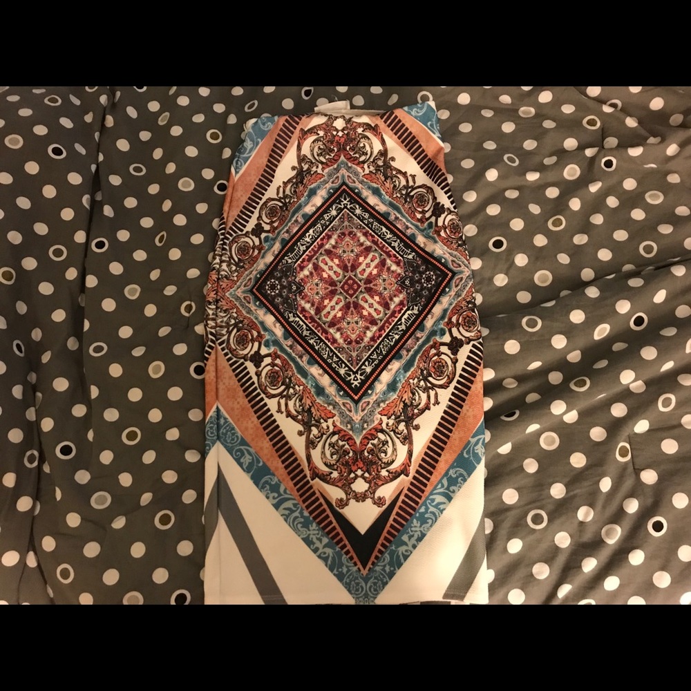 Fitted skirt!